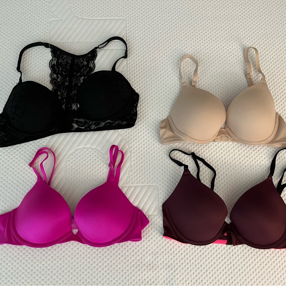 4 underwire bras - Victoria’s Secret & Candies - size 34B